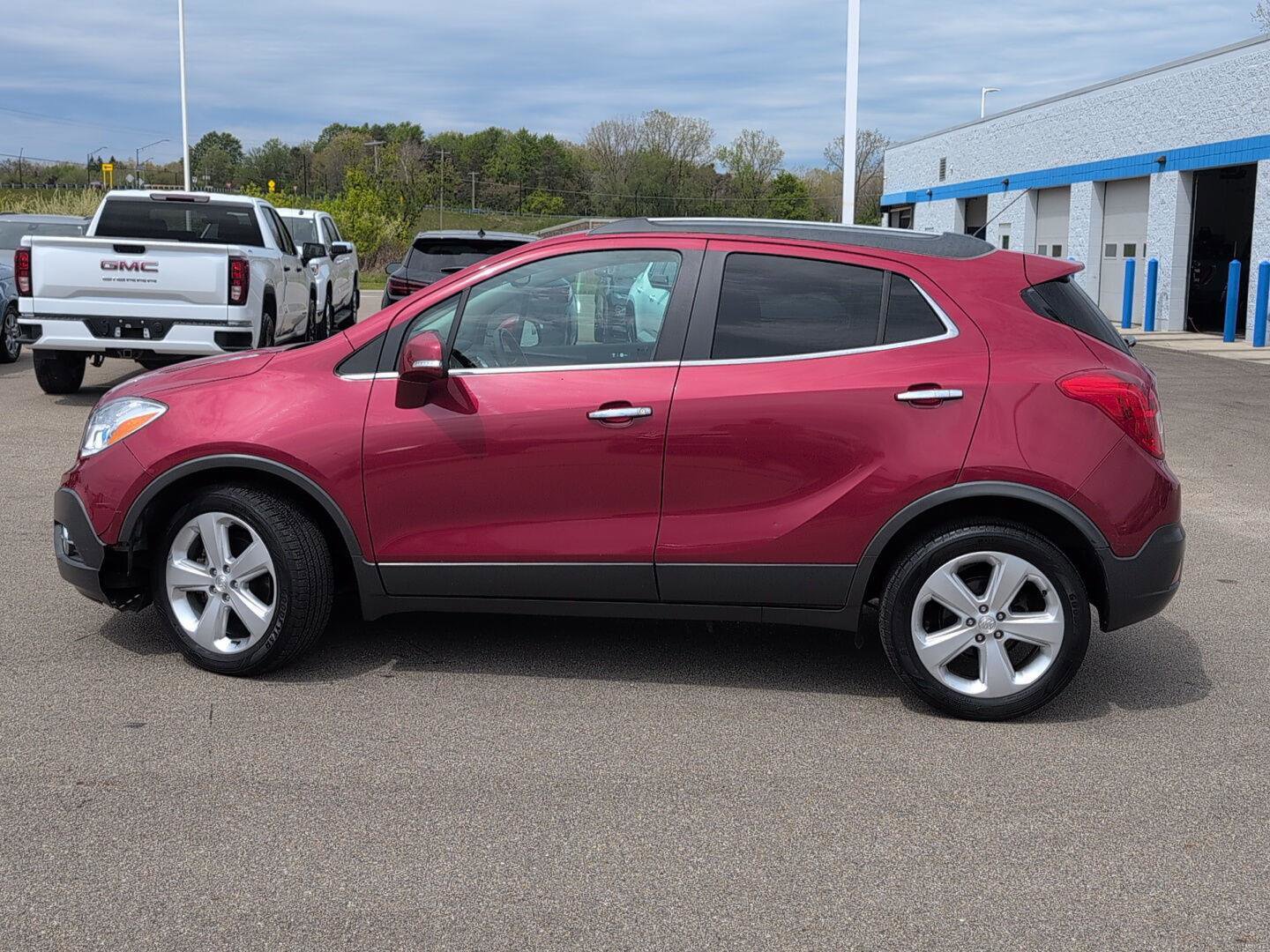 Used 2016 Buick Encore Convenience FWD image 3