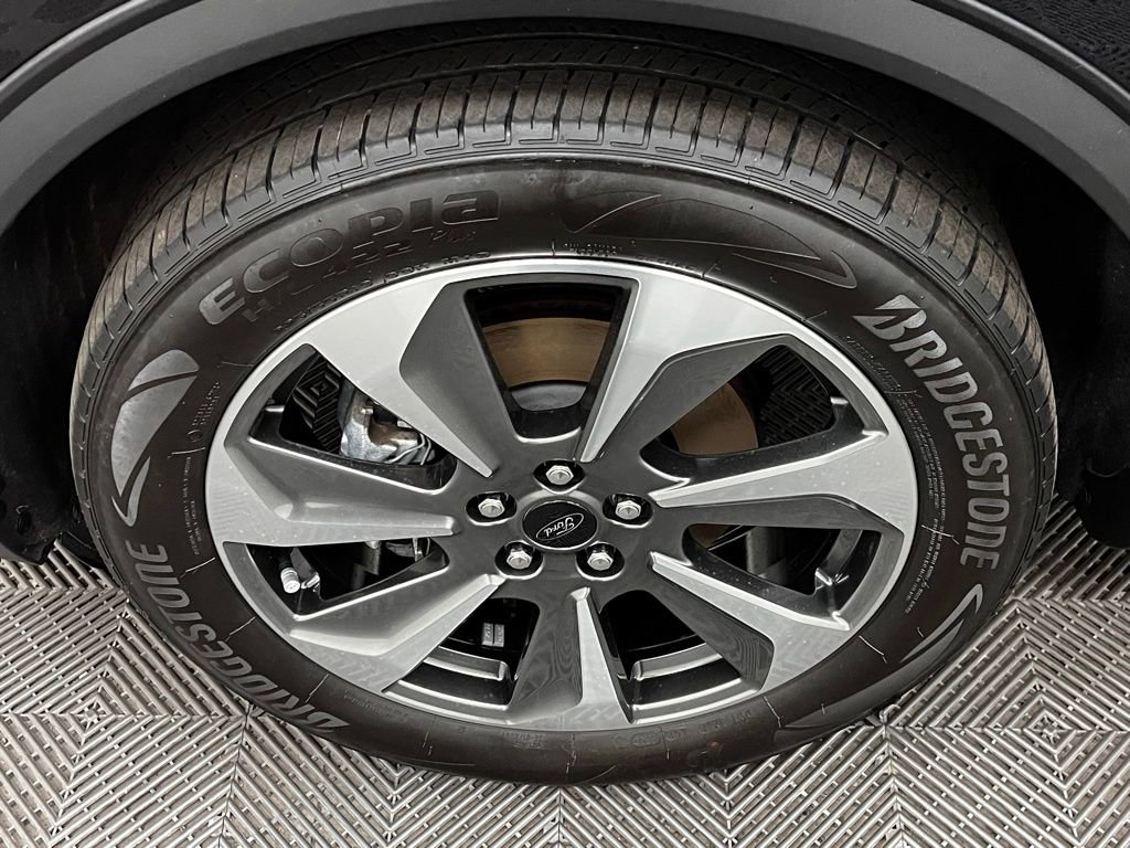 Used 2023 Ford Escape Platinum AWD/4WD image 16