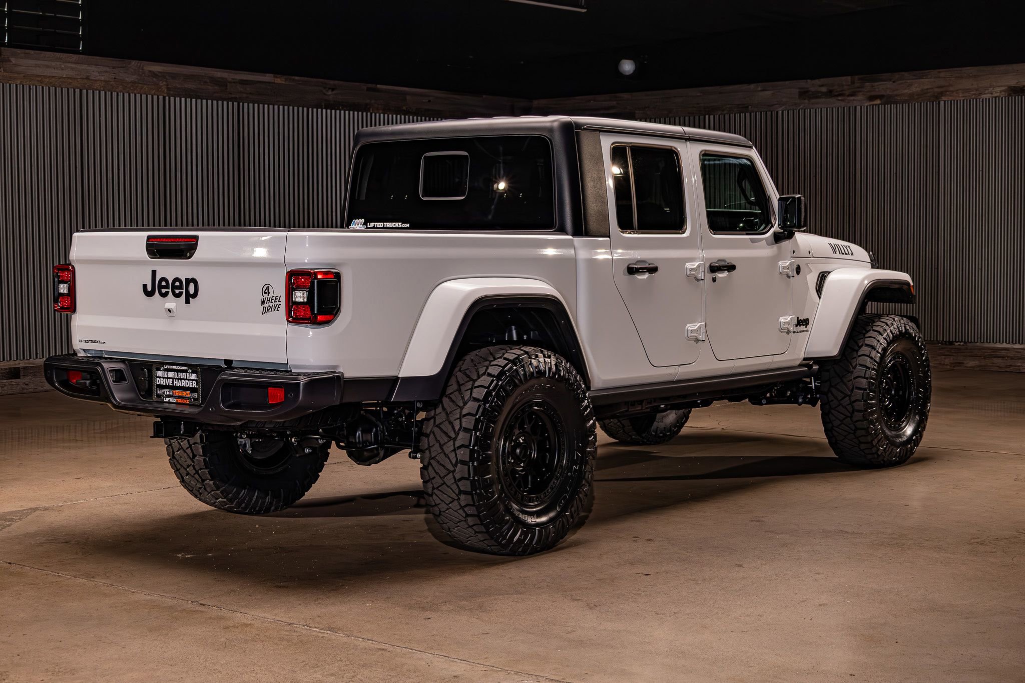 Used 2025 Jeep Gladiator Willys image 10
