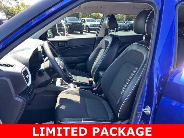 Used 2022 Hyundai Venue Limited FWD image 14