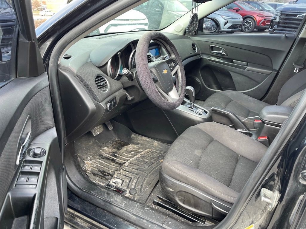 Used 2014 Chevrolet Cruze LT image 5