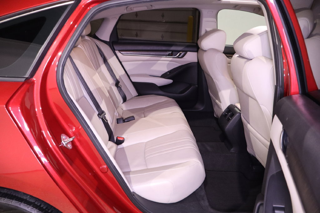 Used 2018 Honda Accord EX-L image 33
