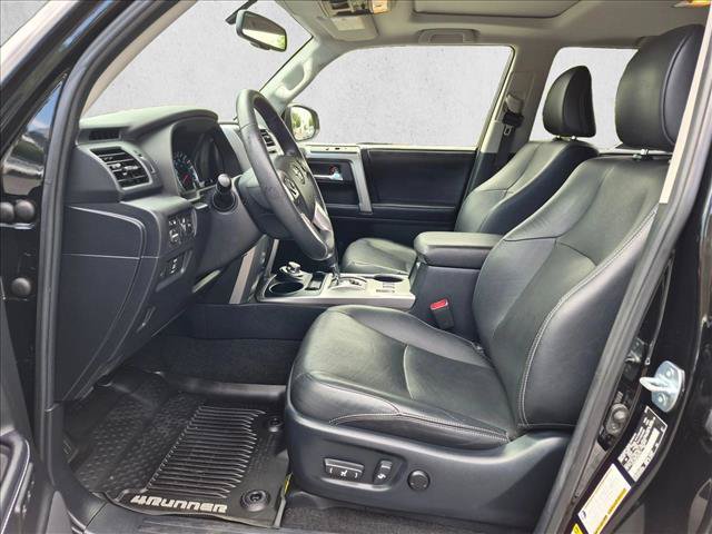 Used 2018 Toyota 4Runner Limited AWD/4WD image 17