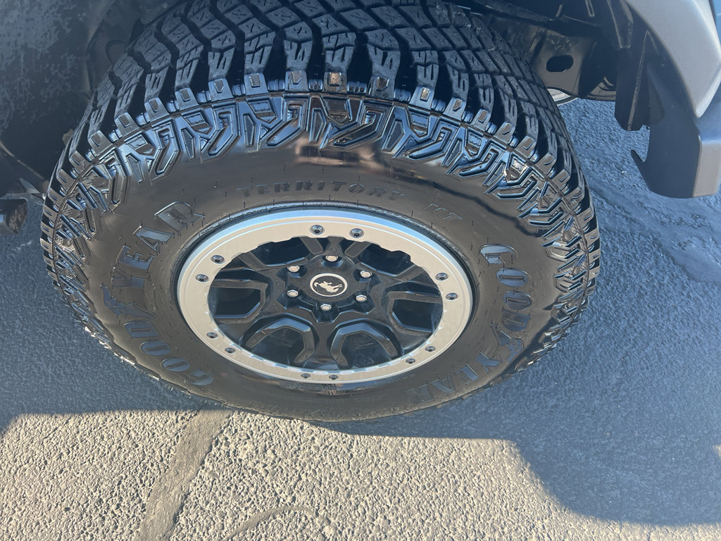 Used 2022 Ford Bronco Badlands image 7