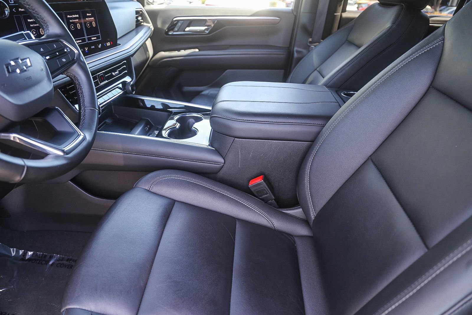 Used 2025 Chevrolet Tahoe Z71 image 16