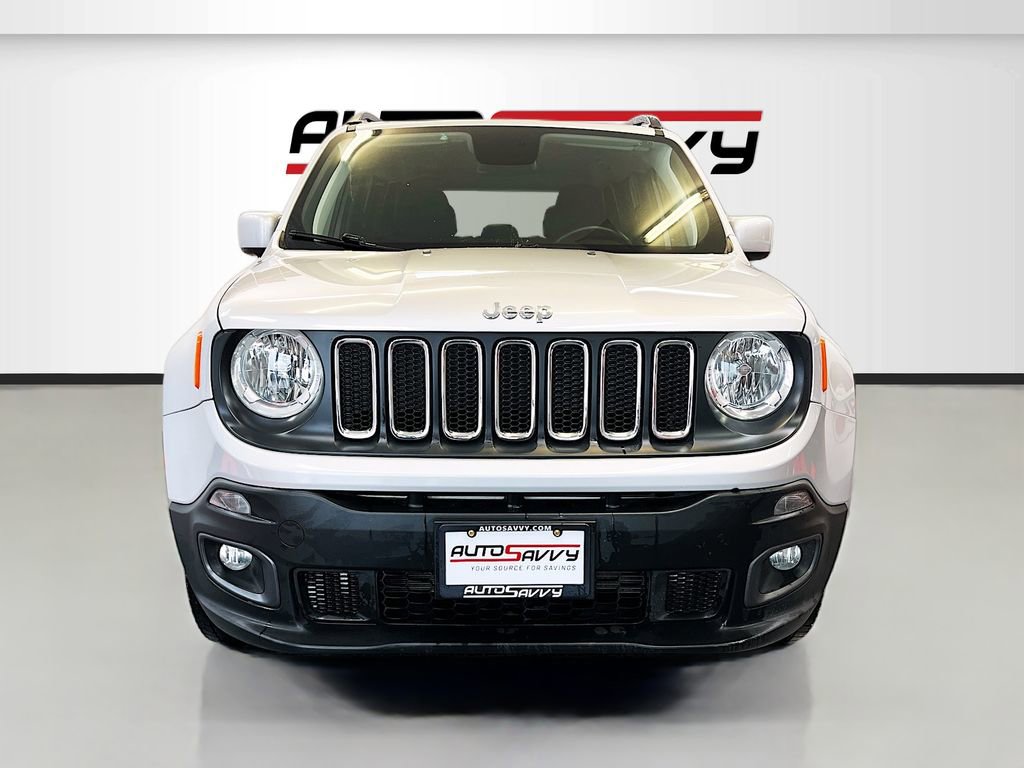 Used 2018 Jeep Renegade Latitude w/ Cold Weather Group image 2