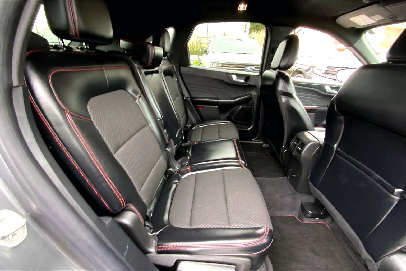Certified 2023 Ford Escape ST-Line w/ Tech Pack #1 FWD image 18