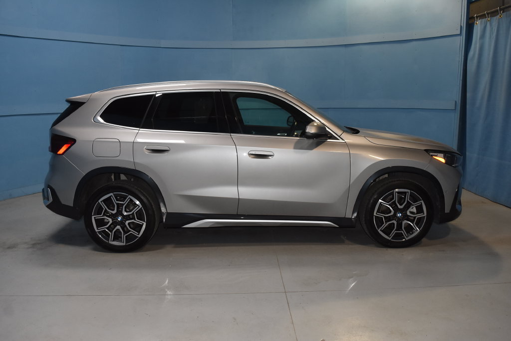 Used 2026 BMW X1 xDrive28i w/ Technology Package AWD/4WD image 19