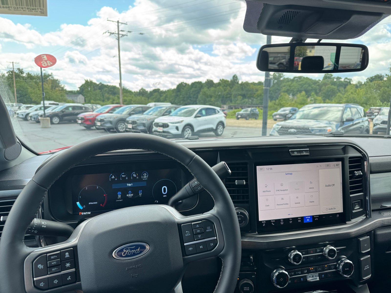New 2026 Ford F250 Lariat w/ Black Appearance Package AWD/4WD image 2