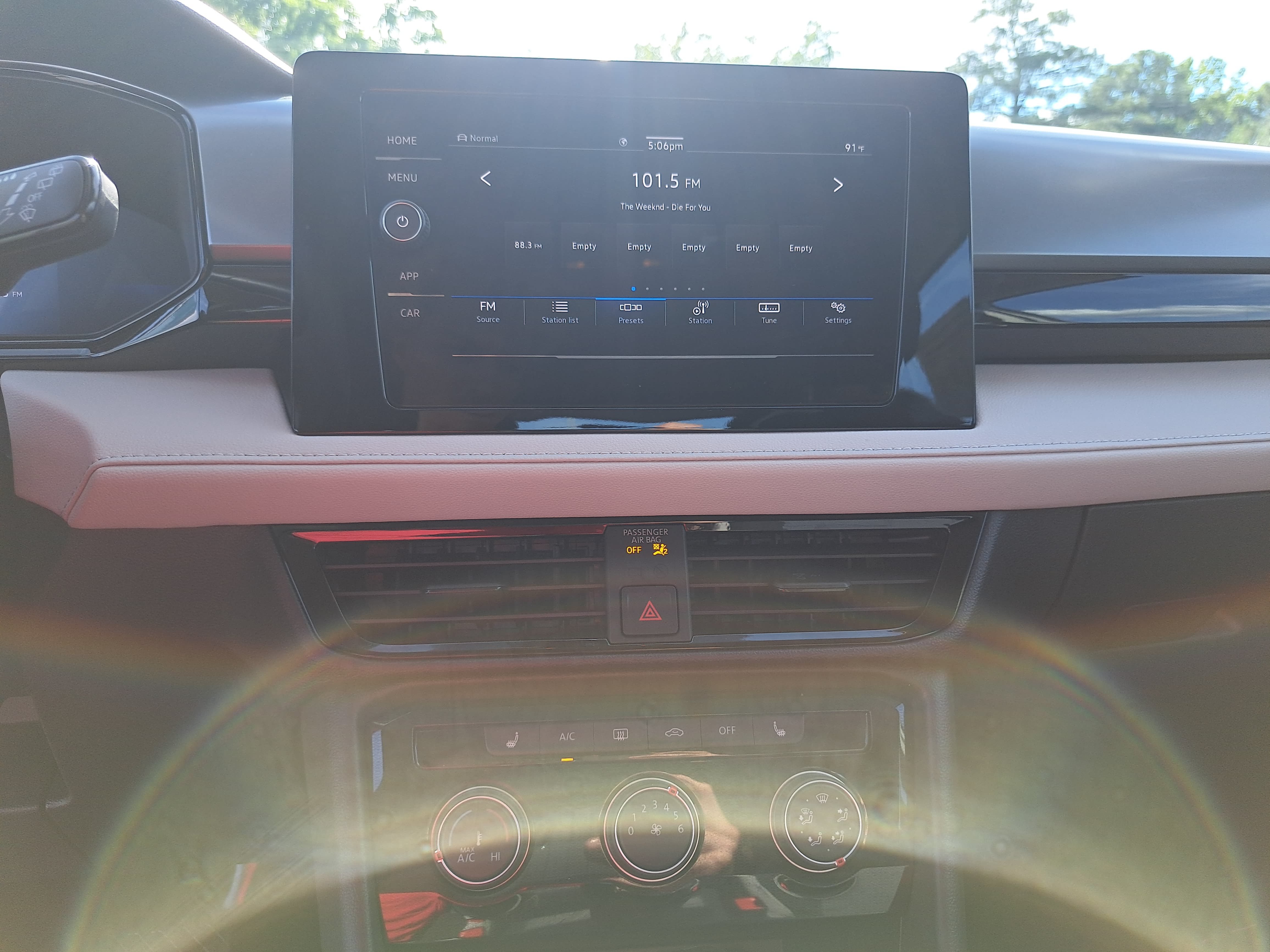 Used 2025 Volkswagen Taos S AWD/4WD image 20