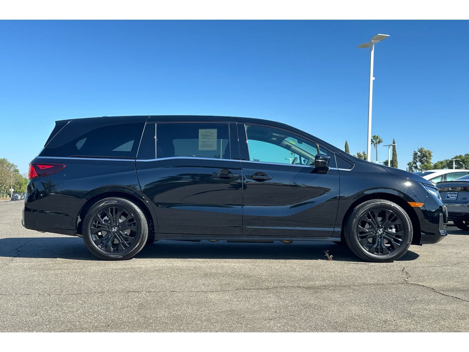 Used 2026 Honda Odyssey Sport-L image 7