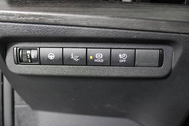 Certified 2024 Nissan Ariya AWD image 24