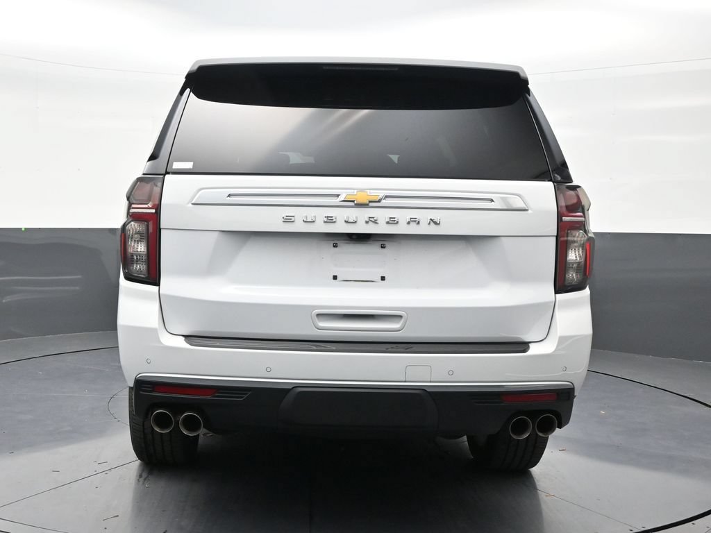 Used 2022 Chevrolet Suburban High Country RWD image 4