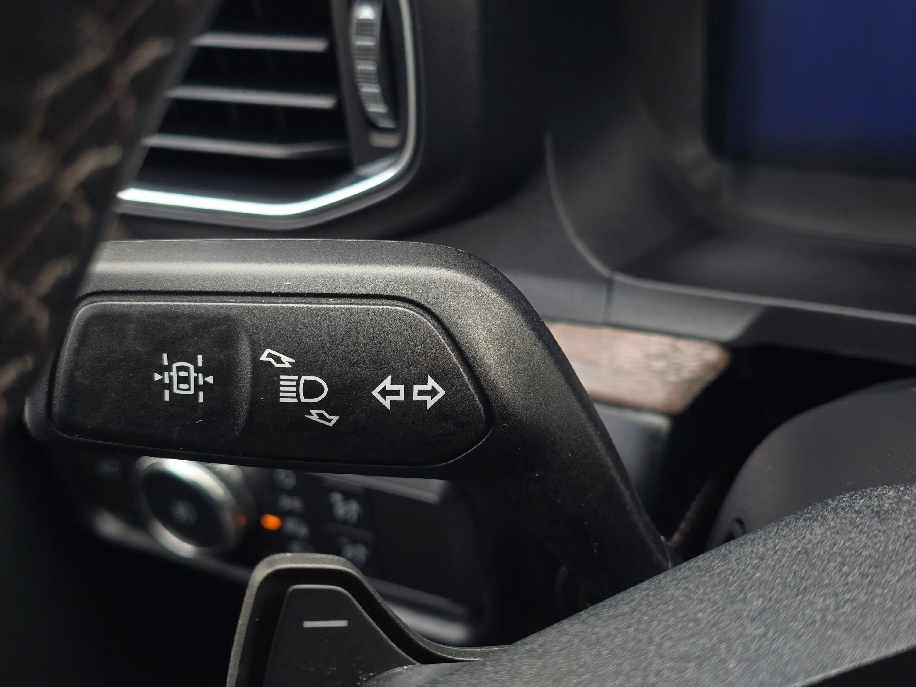 Used 2021 Ford Explorer Platinum w/ Equipment Group 601A image 44