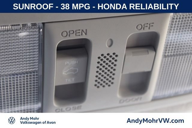 Used 2015 Honda Fit EX image 41