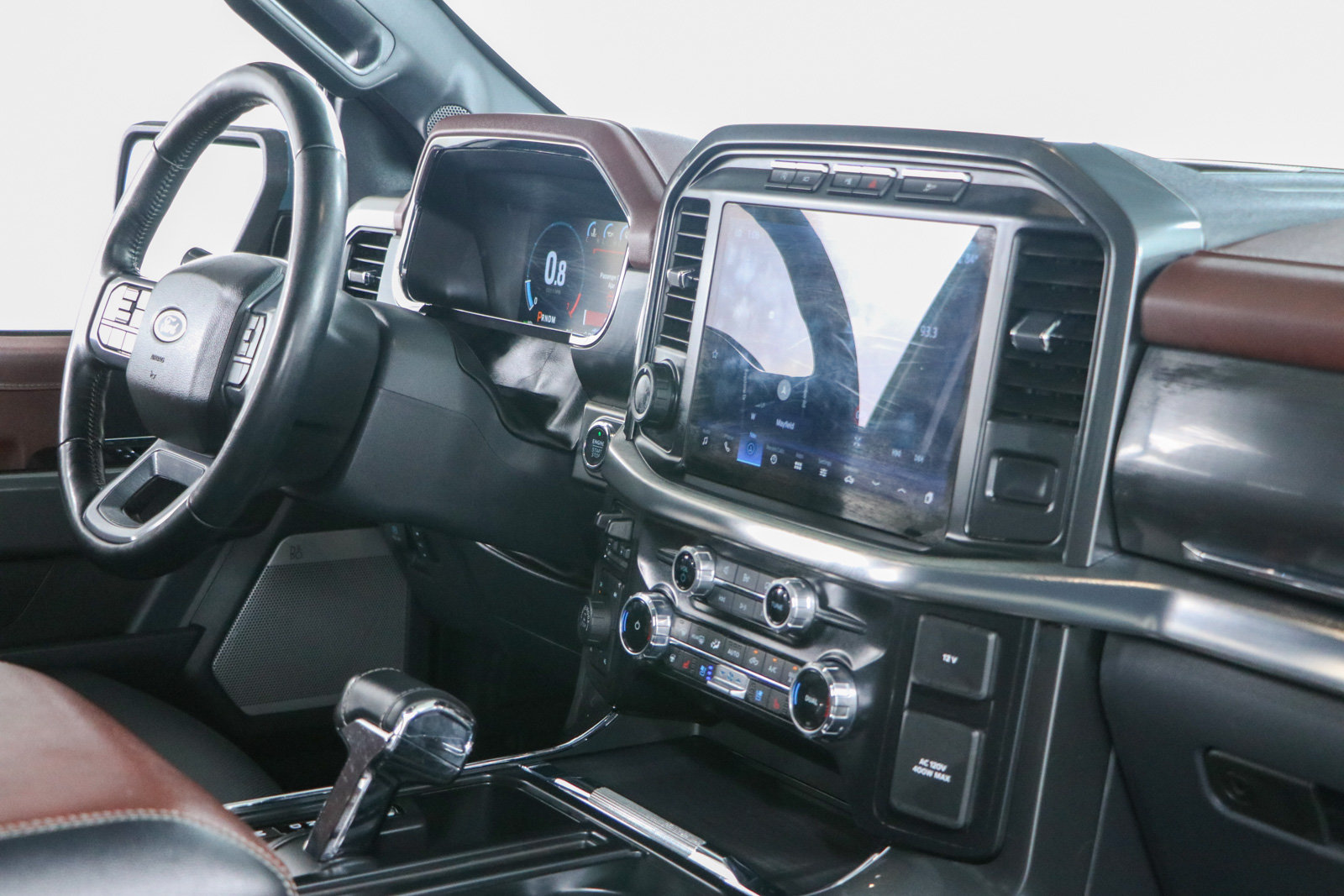 Used 2023 Ford F150 Lariat w/ Equipment Group 502A High AWD/4WD image 29