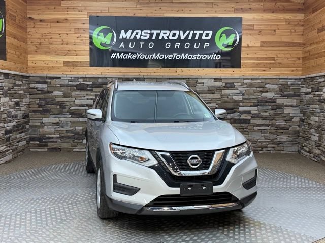 Used 2017 Nissan Rogue S w/ S Appearance Package AWD/4WD image 2