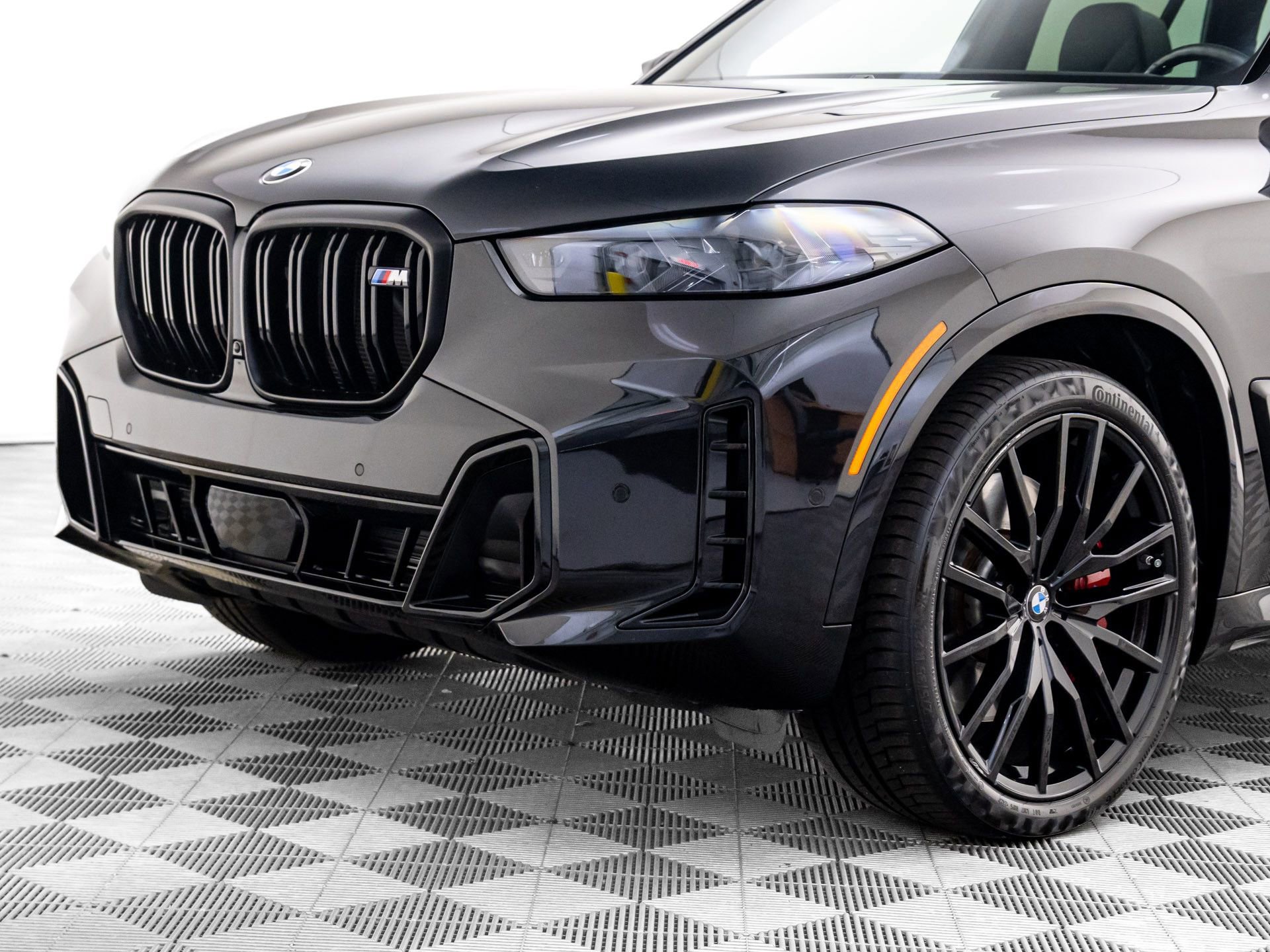 Used 2024 BMW X5 M60i image 38