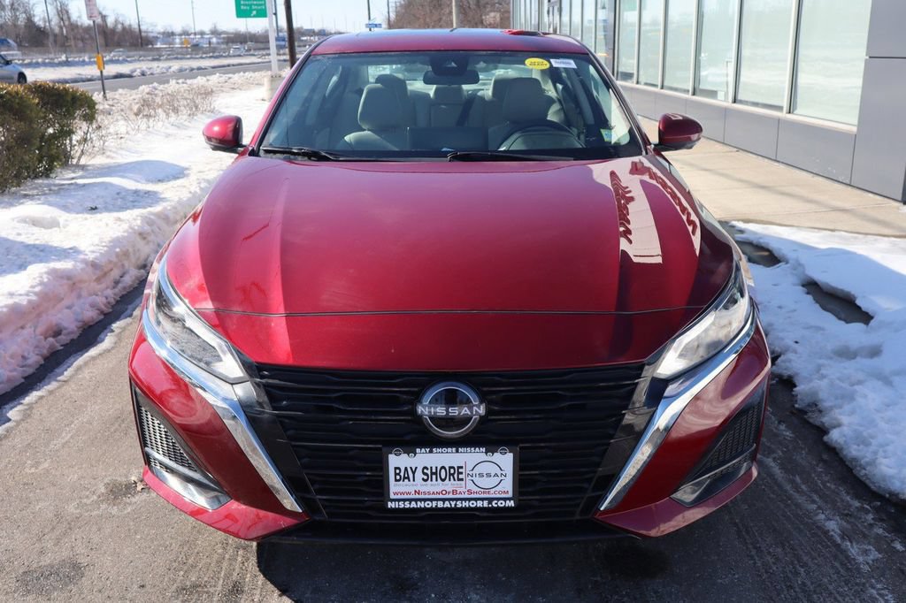 Certified 2025 Nissan Altima 2.5 SL FWD image 8