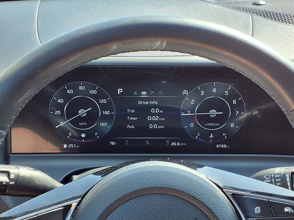 Used 2025 Kia Seltos EX AWD/4WD image 18