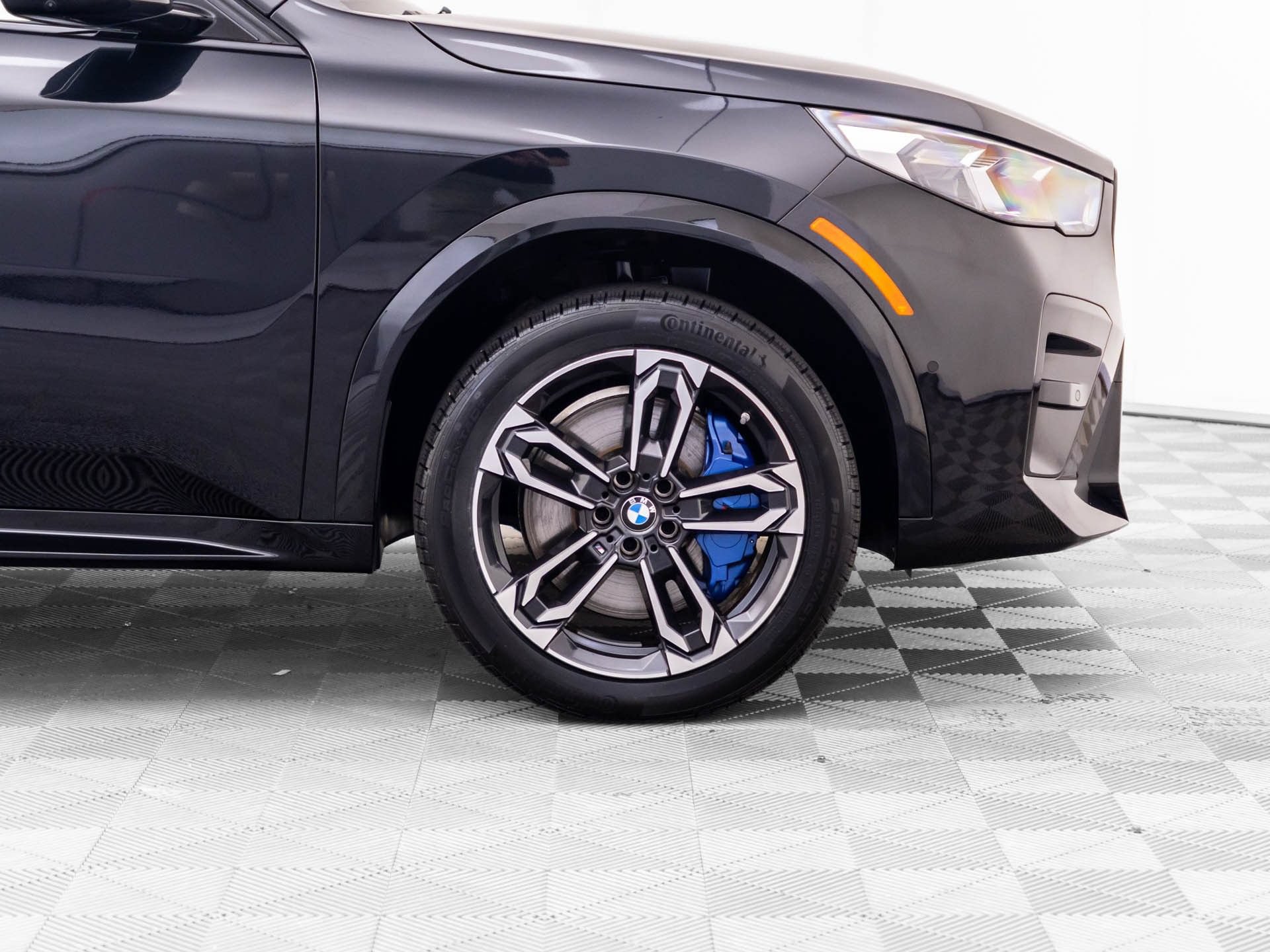 Certified 2025 BMW X2 xDrive28i w/ Premium Package AWD/4WD image 35