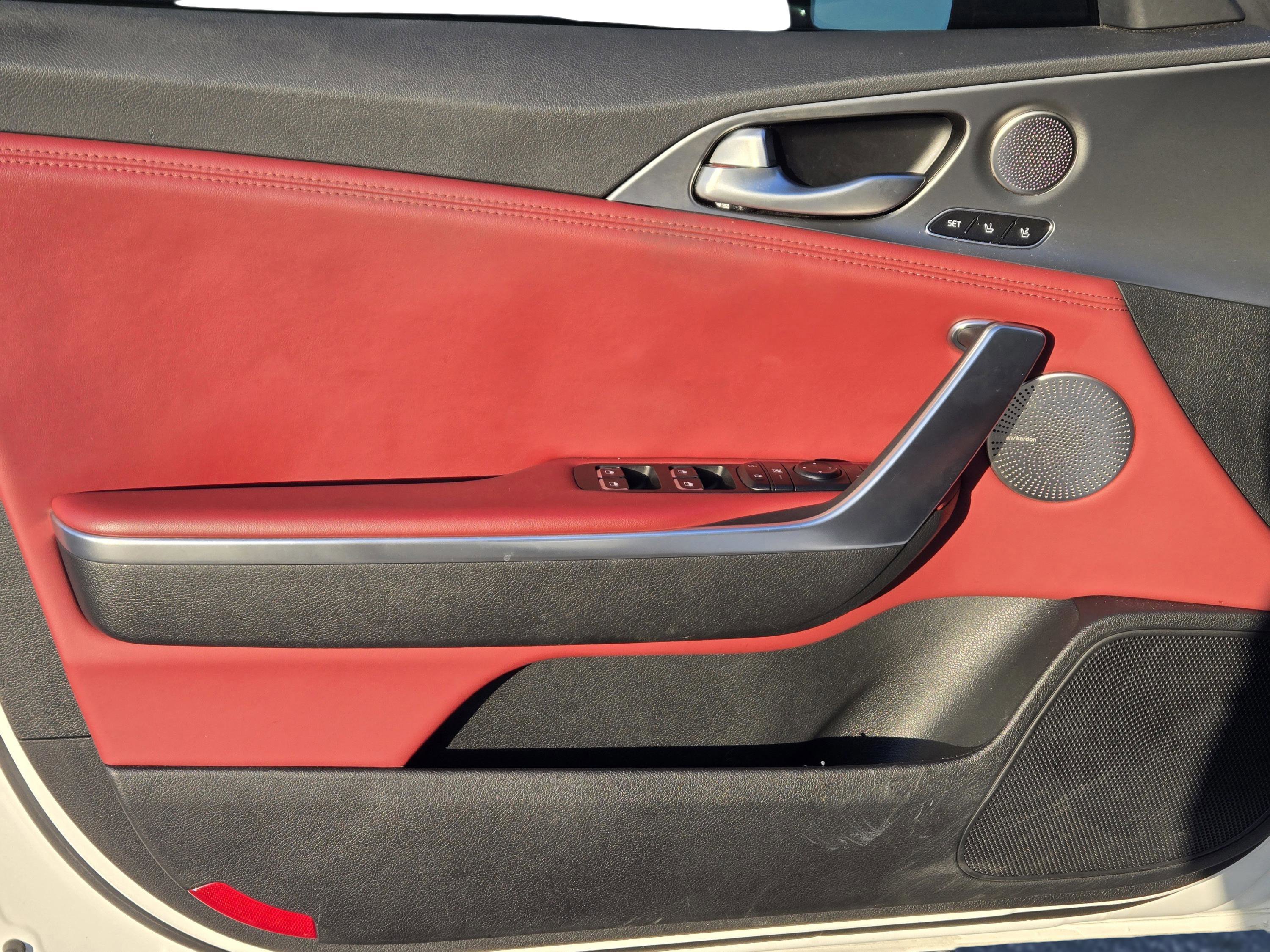 Used 2021 Kia Stinger GT2 image 12