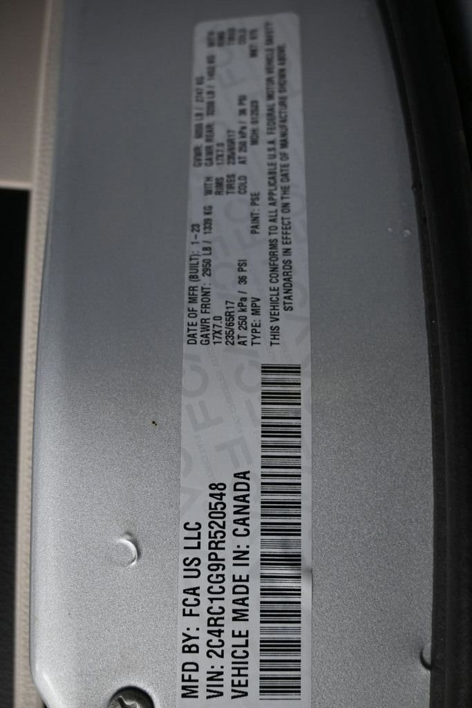 Used 2023 Chrysler Voyager LX image 40