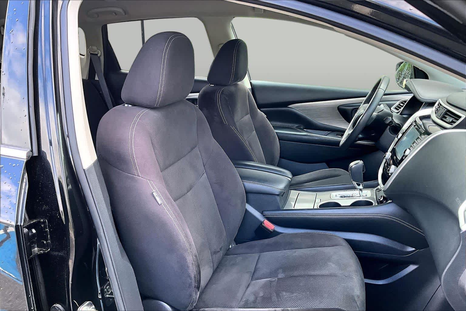 Used 2016 Nissan Murano SV AWD/4WD image 8