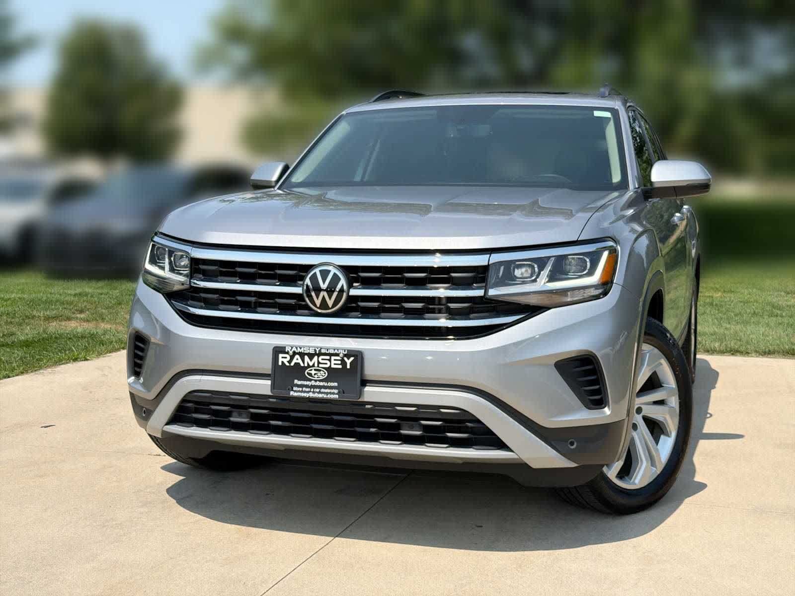 Used 2022 Volkswagen Atlas SE w/ Panoramic Sunroof Package AWD/4WD image 1