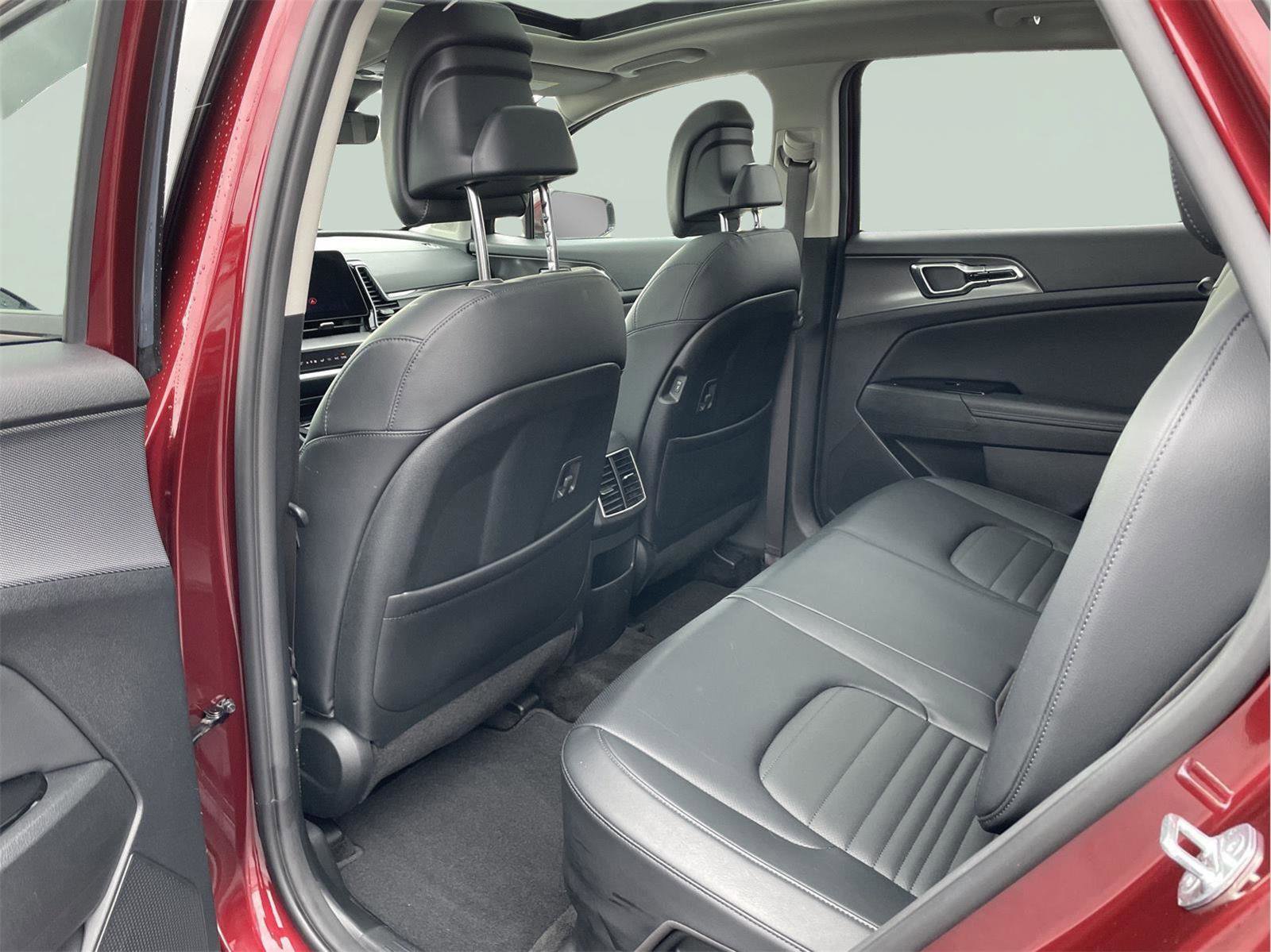 Used 2023 Kia Sportage SX Prestige image 15