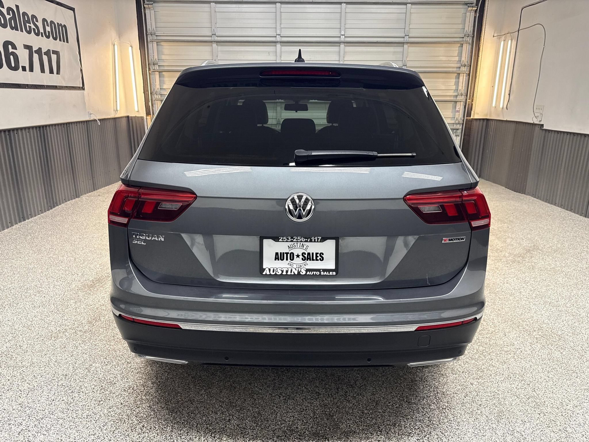 Used 2019 Volkswagen Tiguan SEL AWD/4WD image 4