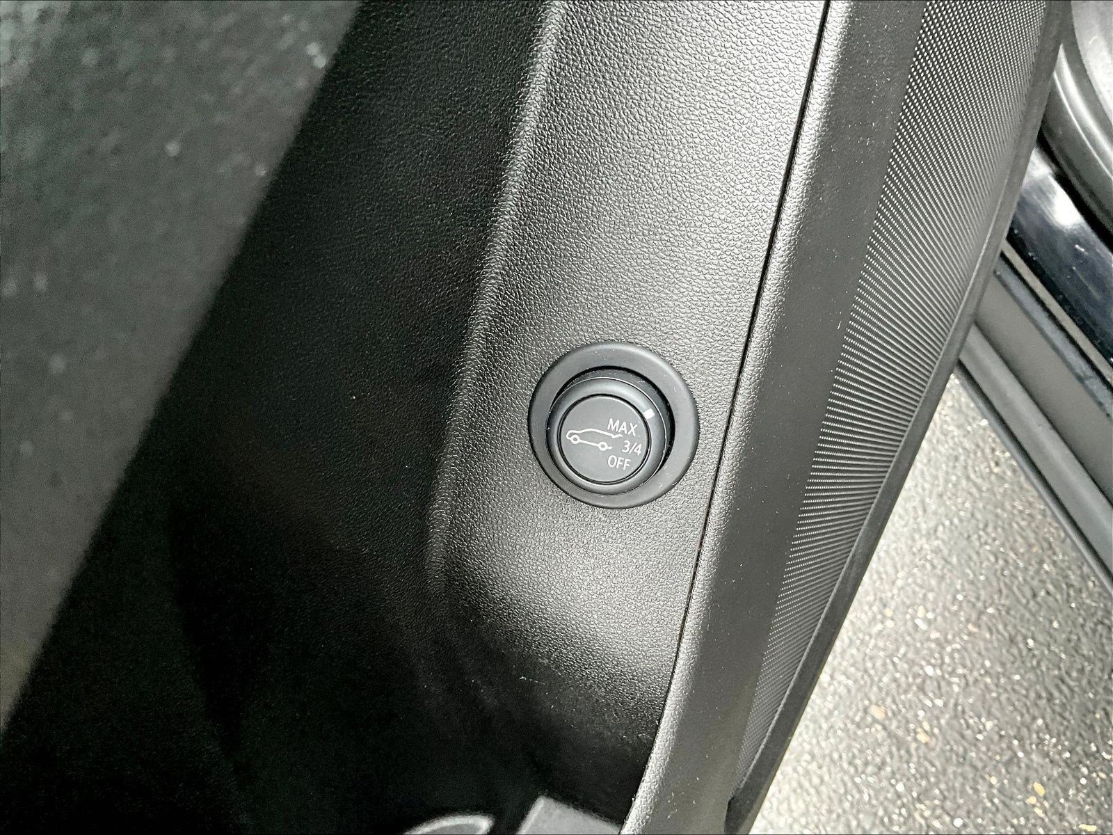 Used 2019 Chevrolet Equinox LT FWD image 35
