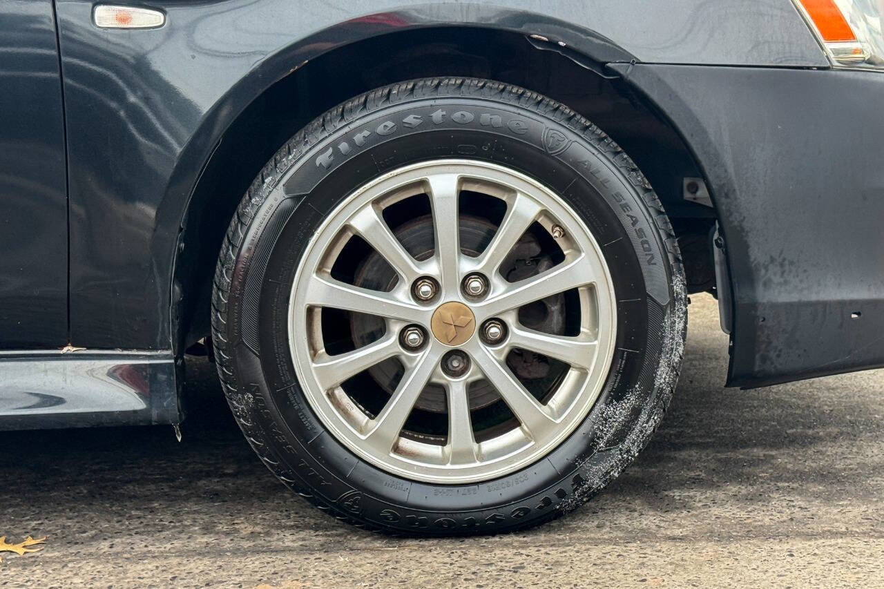 Used 2010 Mitsubishi Lancer ES image 10