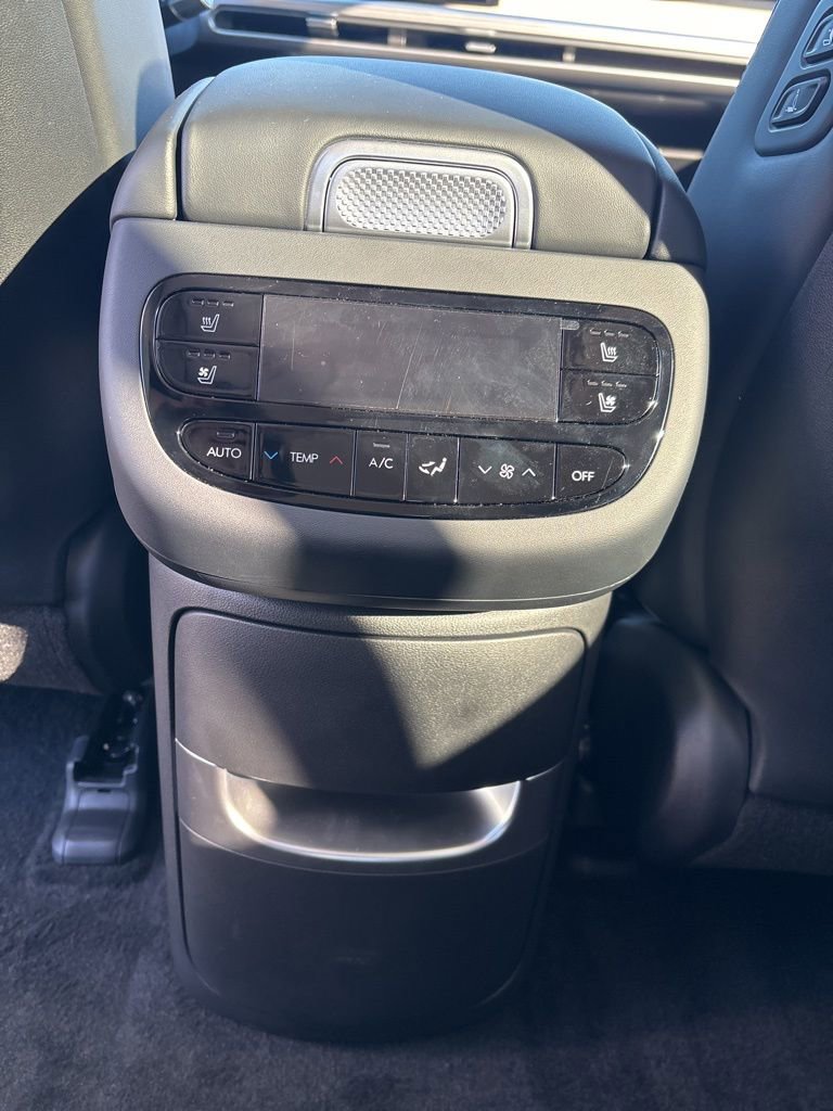 New 2026 Hyundai Ioniq 9 Limited image 13