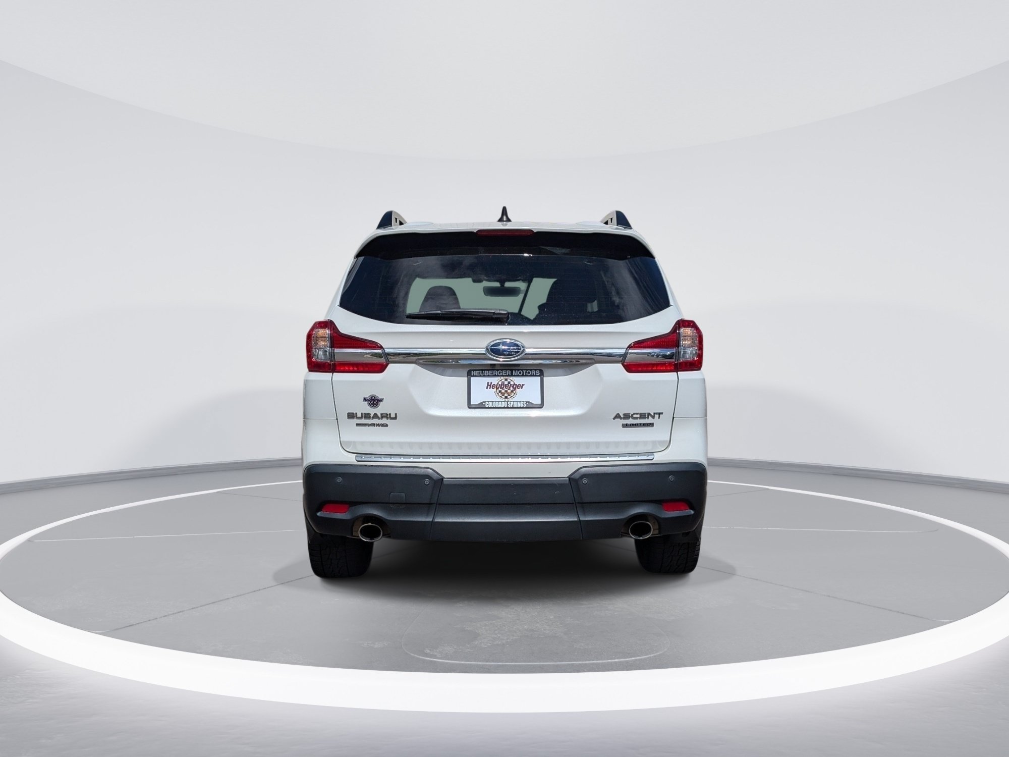 Used 2022 Subaru Ascent Limited w/ Technology Package AWD/4WD image 6