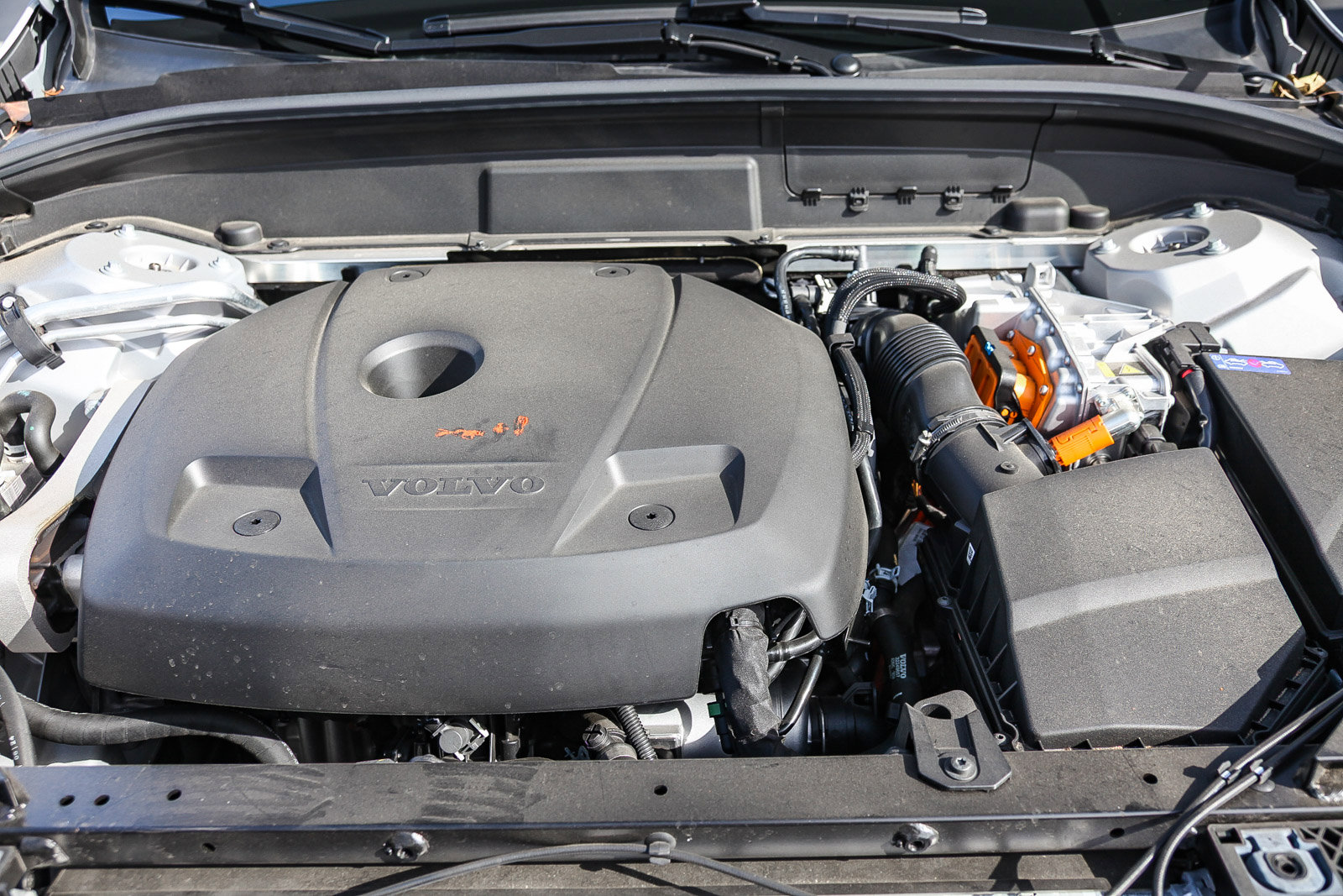 Used 2025 Volvo XC60 T8 Core w/ Protection Package Premier image 24