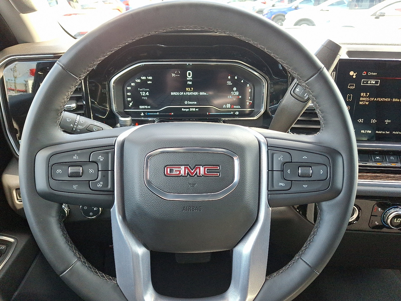 Used 2023 GMC Sierra 1500 SLE image 16
