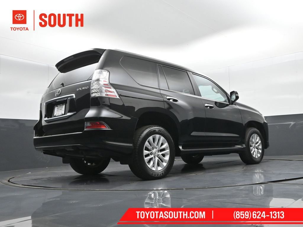Used 2023 Lexus GX 460 Premium w/ Premium Package image 46