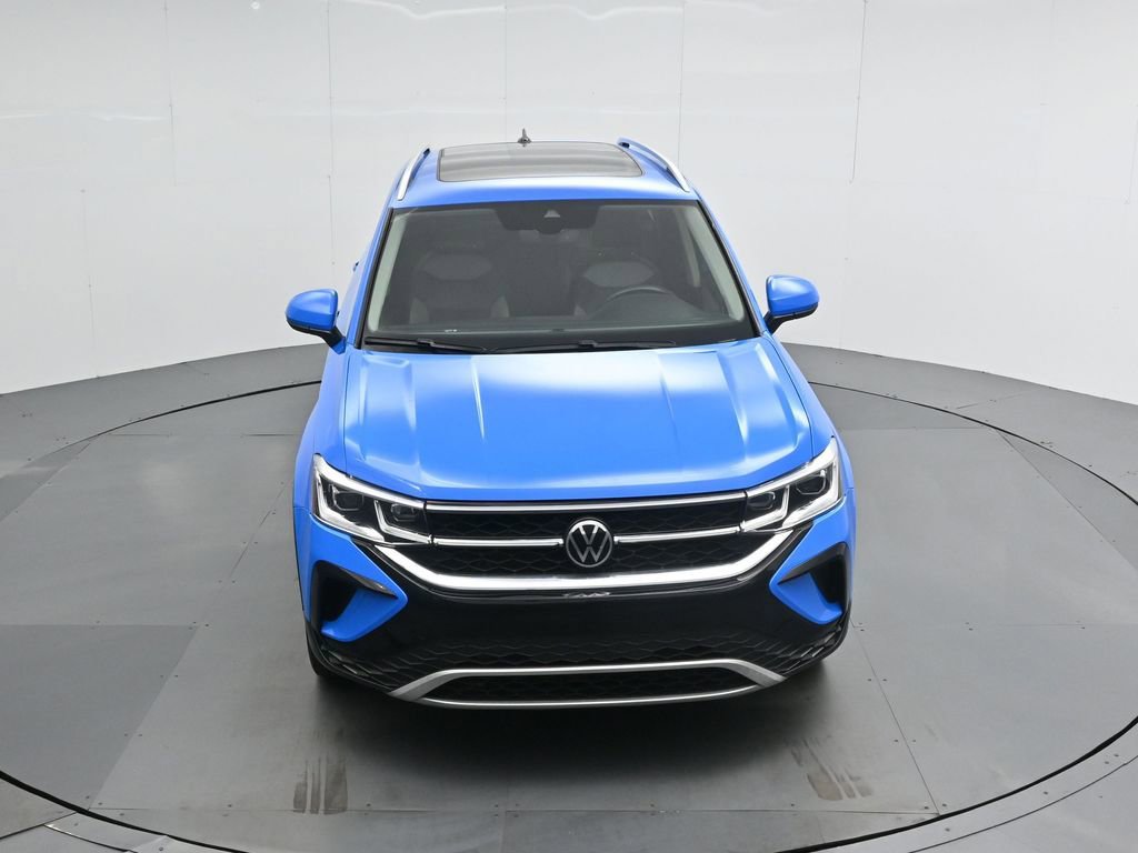 Used 2022 Volkswagen Taos SEL w/ Panoramic Sunroof Package image 38