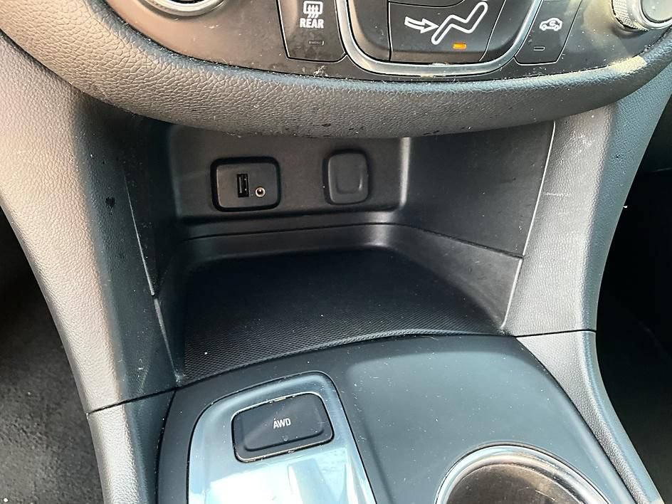 Used 2018 Chevrolet Equinox LT AWD/4WD image 23