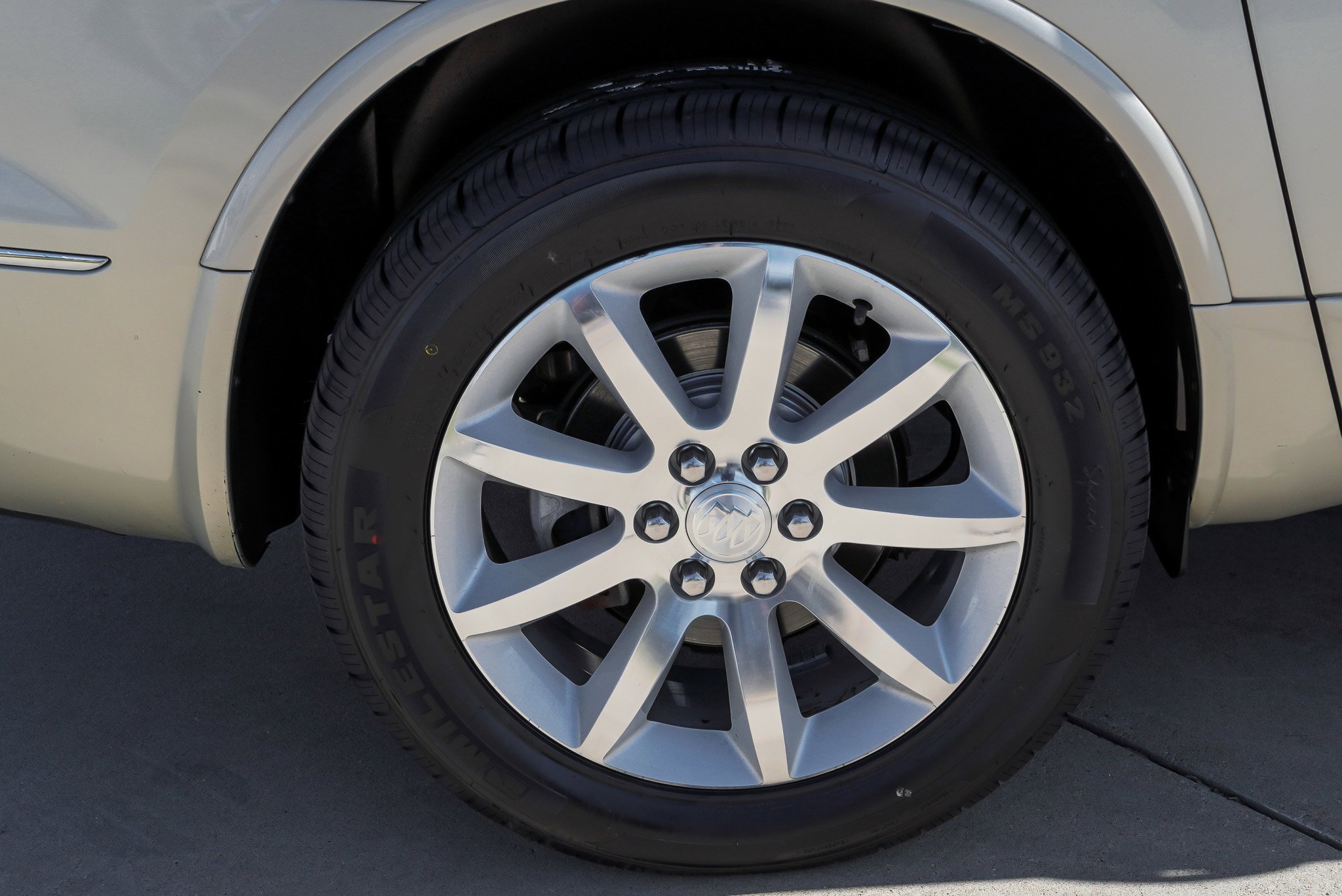 Used 2017 Buick Enclave Premium w/ Trailering Package AWD/4WD image 11