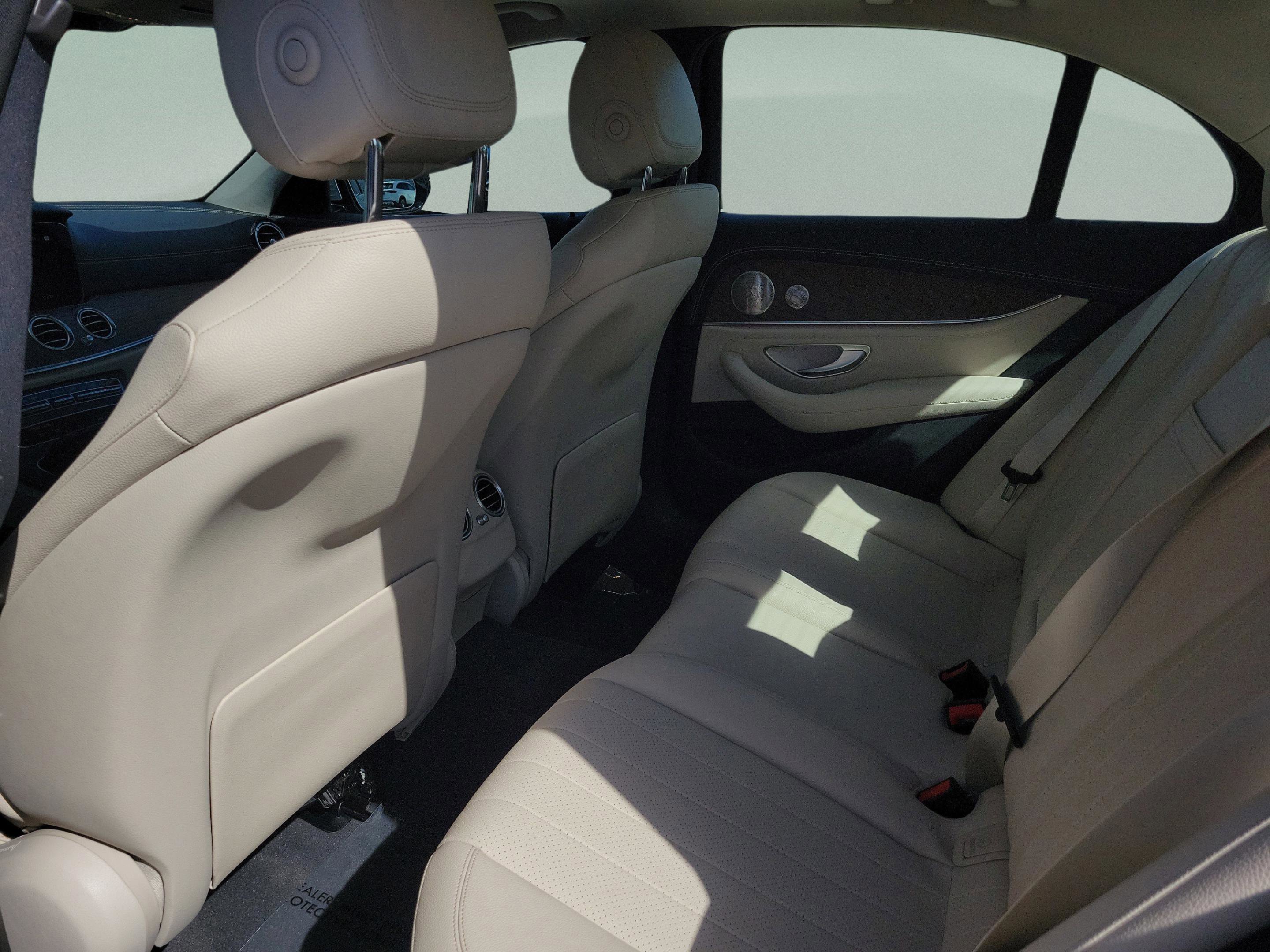 Certified 2022 Mercedes-Benz E 350 4MATIC Sedan image 9