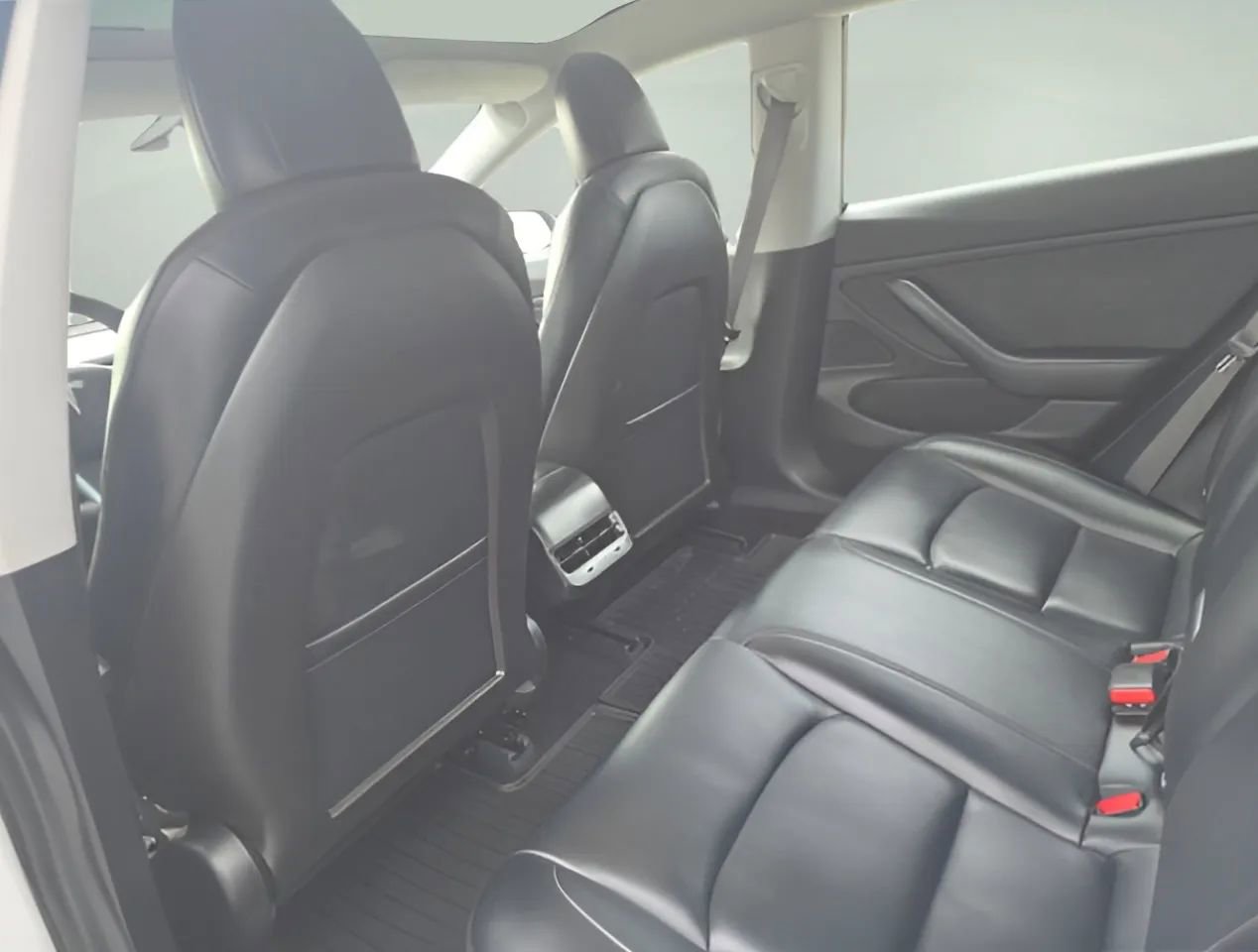 Used 2018 Tesla Model 3 Long Range AWD/4WD image 13