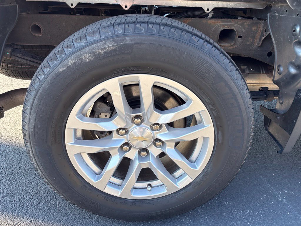 Used 2022 Chevrolet Silverado 1500 LT AWD/4WD image 13