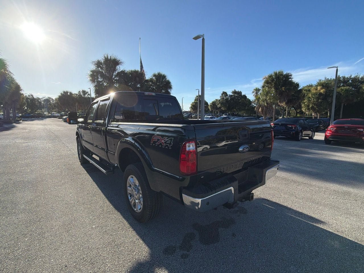 Used 2016 Ford F350 Lariat w/ Lariat Ultimate Package AWD/4WD image 3