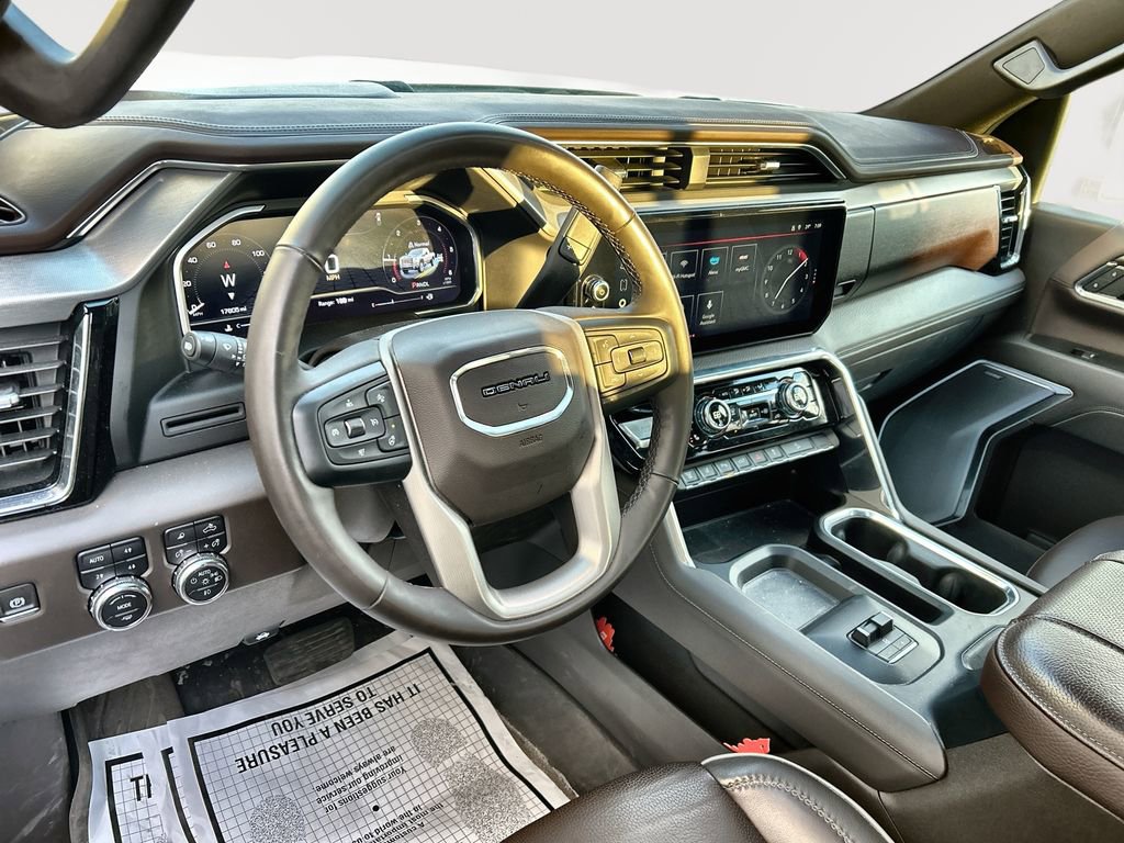 Used 2024 GMC Sierra 2500 Denali AWD/4WD image 13