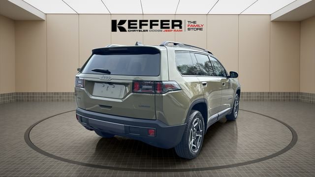 New 2026 Jeep Cherokee Laredo image 5