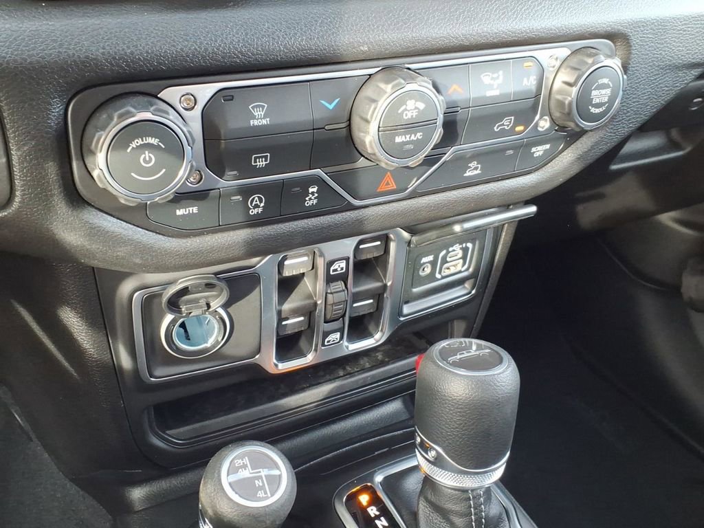 New 2026 Jeep Gladiator Sport image 18