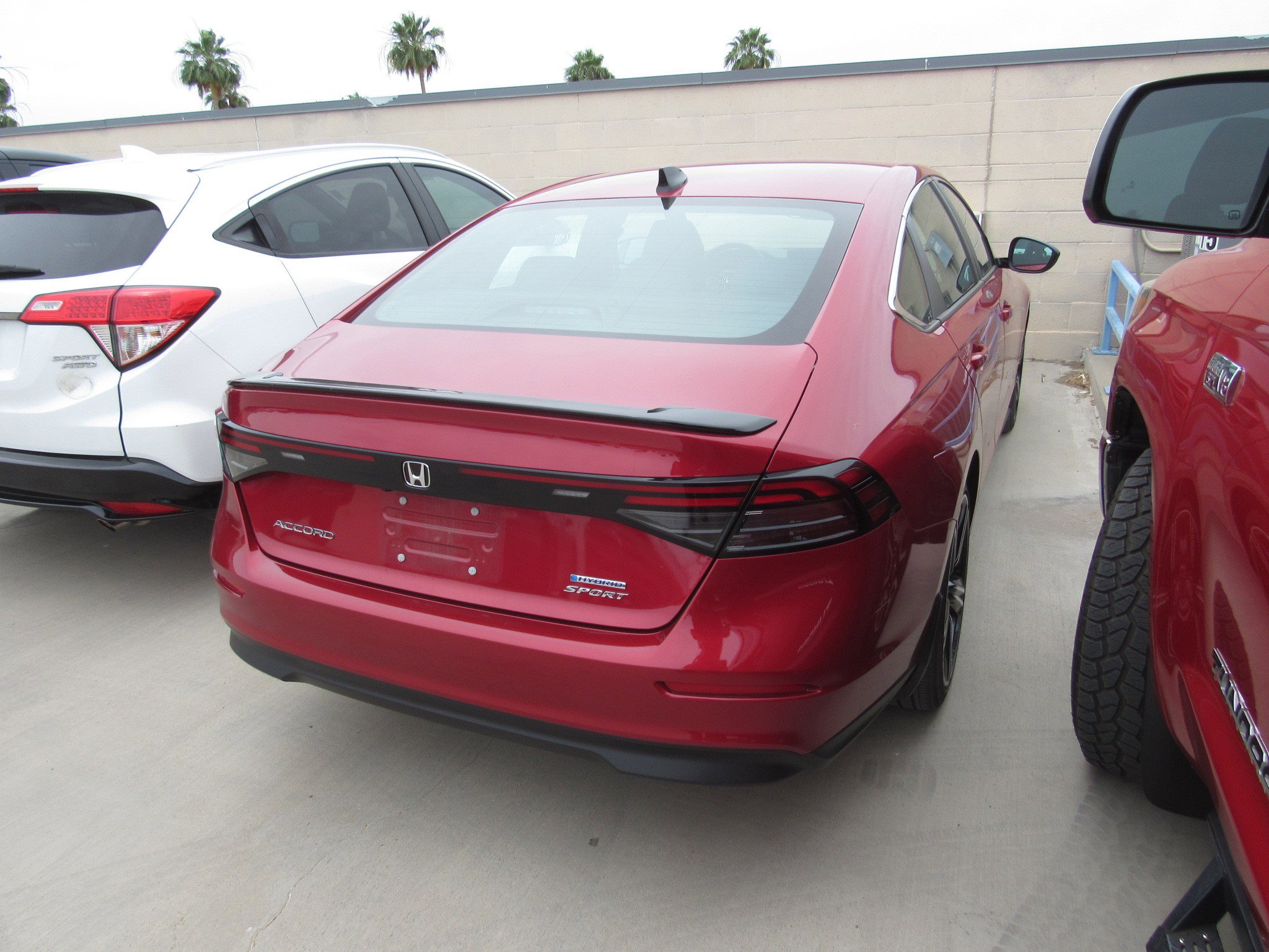 Used 2024 Honda Accord Sport image 2