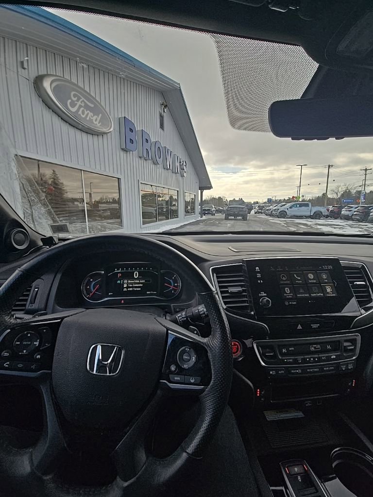 Used 2020 Honda Passport Elite image 2